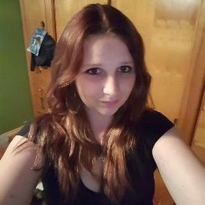 Meet your Posher, Adrienne